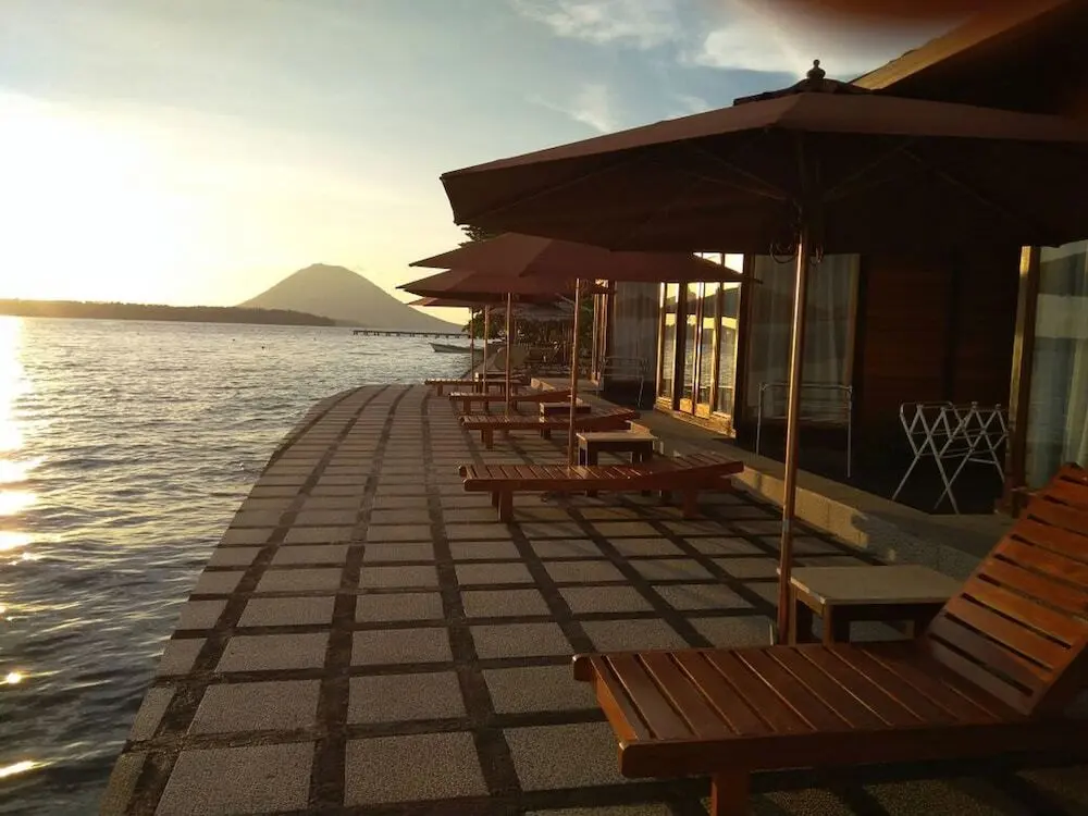 Вори: Tanta Moon Luxury Villas Siladen Island