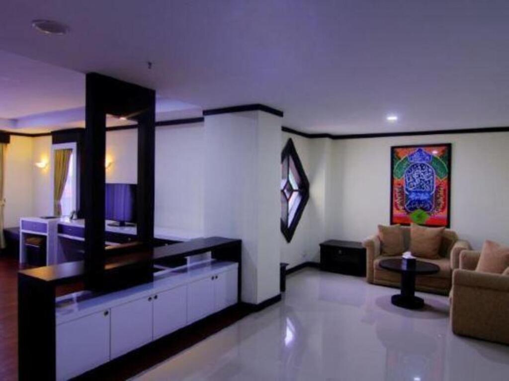 Батам: PIH Batam