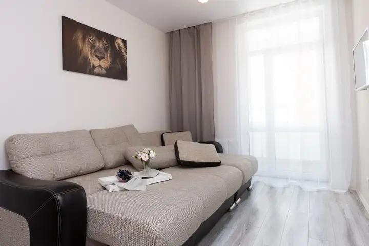 Екатеринбург: Апартаменты на Азина 22/2 RentHouse
