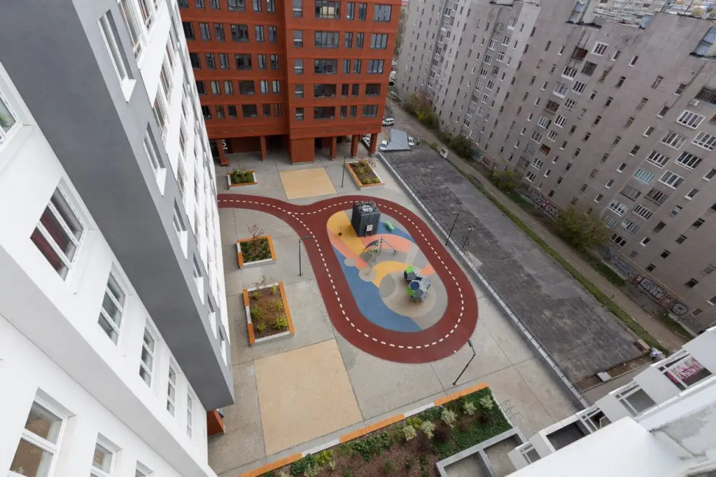 Екатеринбург: Апартаменты на Азина 22/2 RentHouse