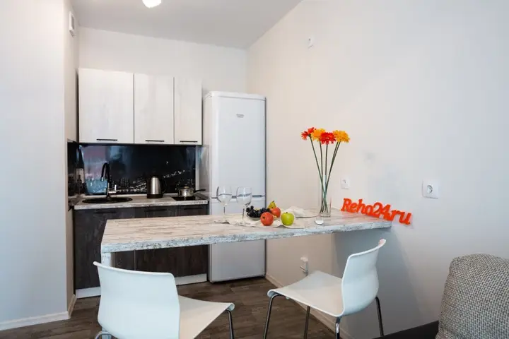 Екатеринбург: Апартаменты на Азина 22/2 RentHouse