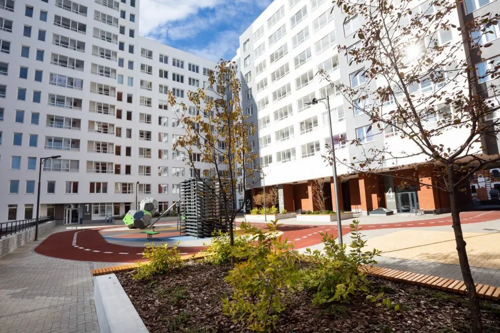 Екатеринбург: Апартаменты на Азина 22/2 RentHouse