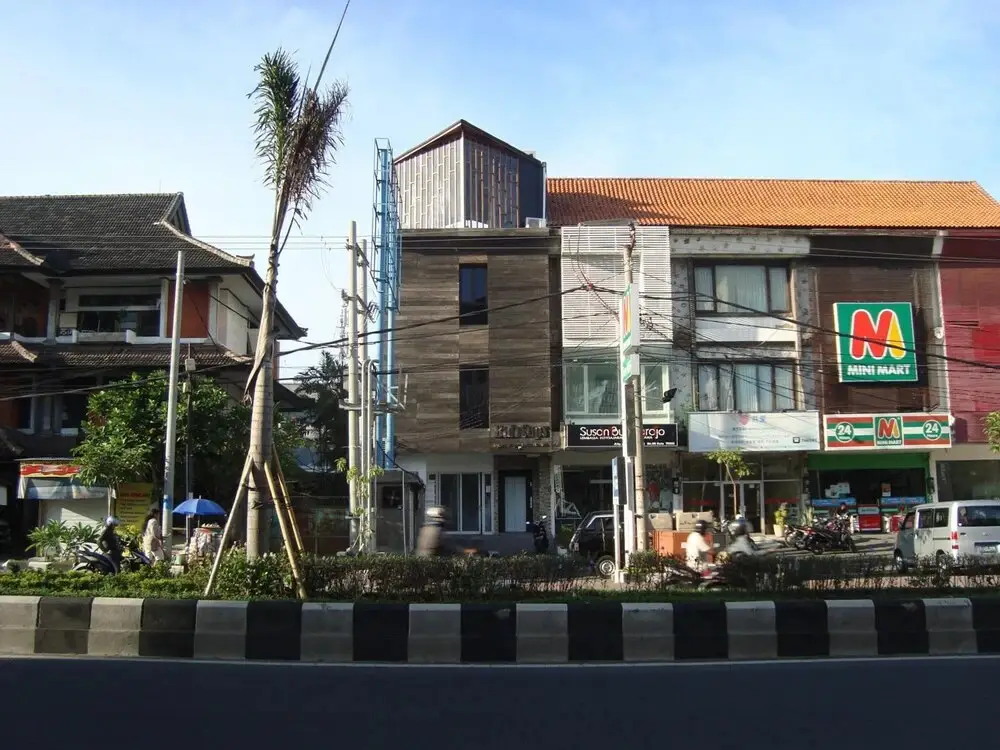 Кута: Bali Caps Hostel