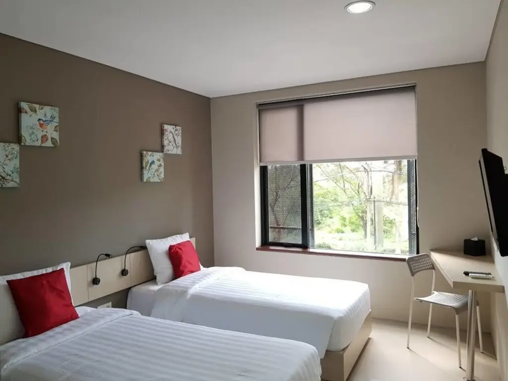 Куруг: Wanadu Residence
