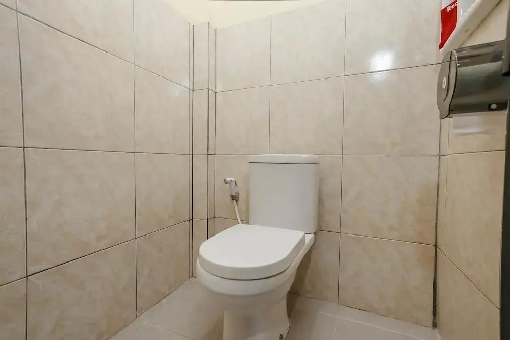 Сурабая: RedDoorz near DBL Arena