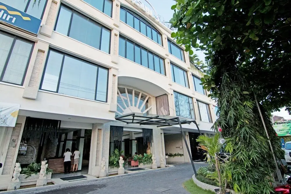 ZEN Rooms Basic Sunset Road Boutique Hotel — фото 1