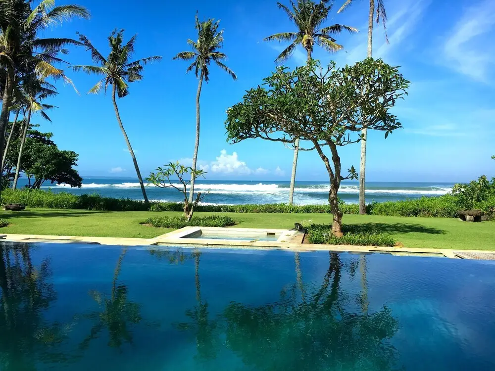 Чангу: Ombak Luwung Beachfront Estate