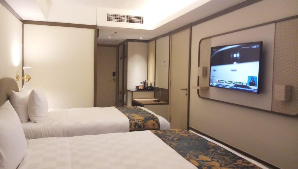 Семаранг: Louis Kienne Hotel Pemuda