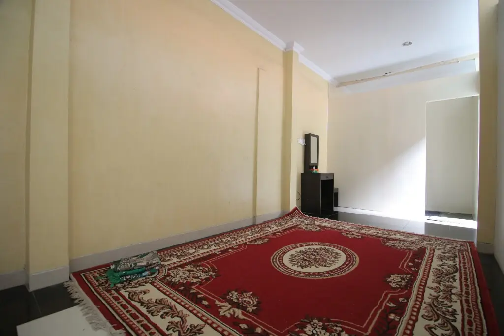 Депок: RedDoorz Plus near Universitas Negeri Yogyakarta