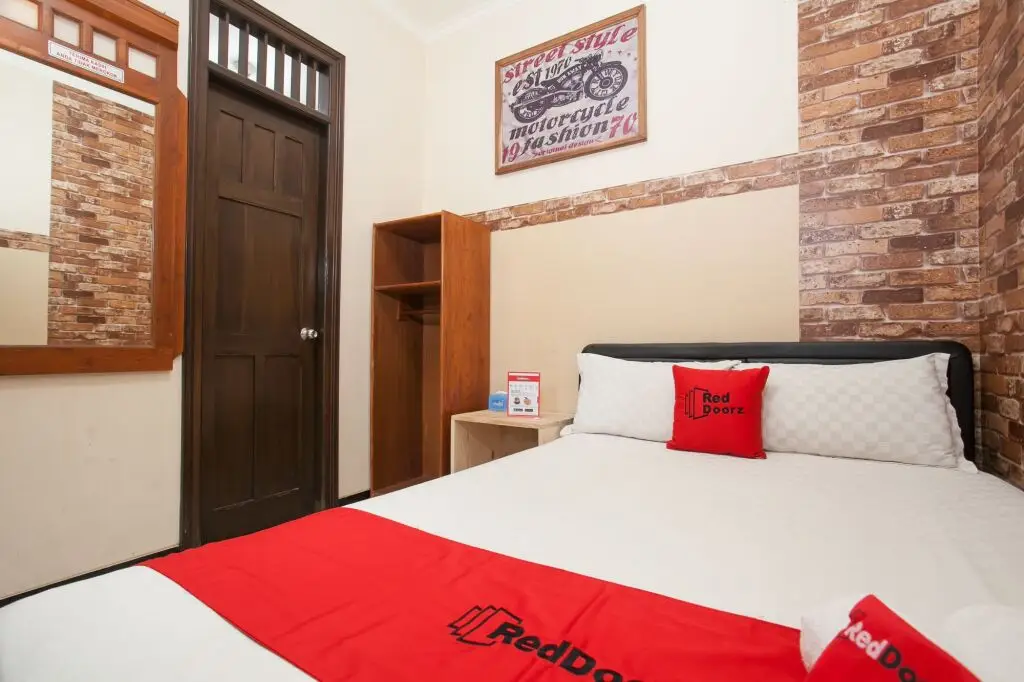 Маланг: RedDoorz near Stasiun Kota Baru Malang
