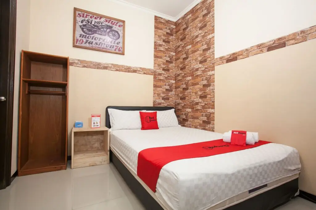 Маланг: RedDoorz near Stasiun Kota Baru Malang