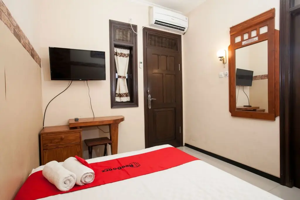 Маланг: RedDoorz near Stasiun Kota Baru Malang