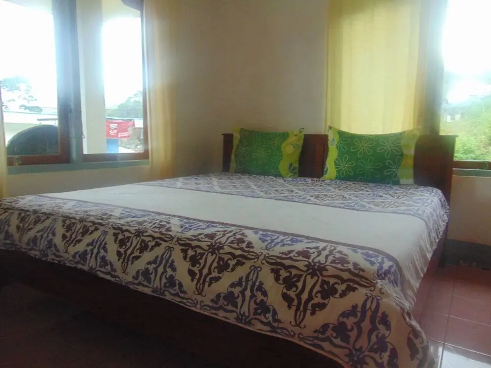 Энде: Sima Homestay