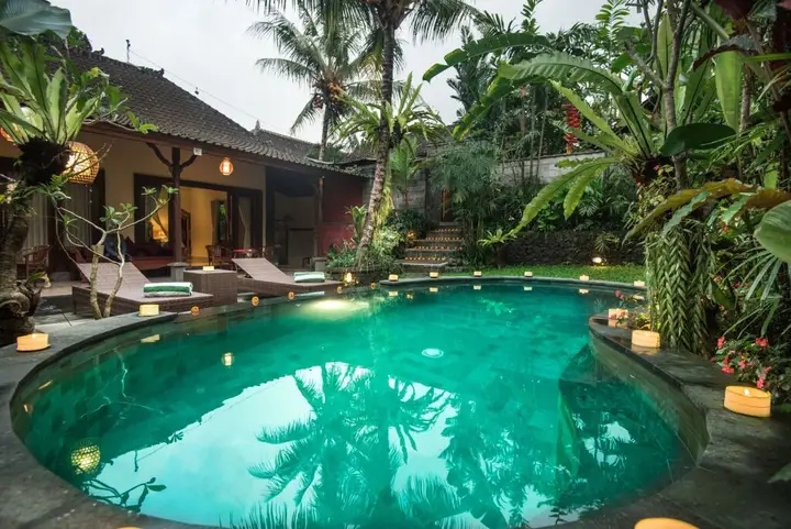 Убуд: D'Bale Ananda Ubud Villa