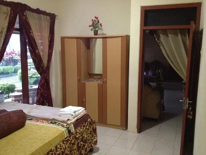 Бату: Marry Ind Vila & Guest House Gunung Kawi Malang