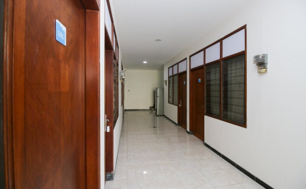 Сурабая: Sky Residence Syariah Gubeng Kertajaya 1