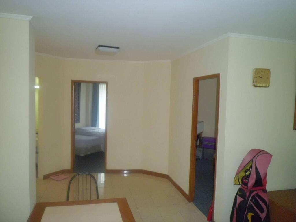 Джакарта: Shinju Apartment