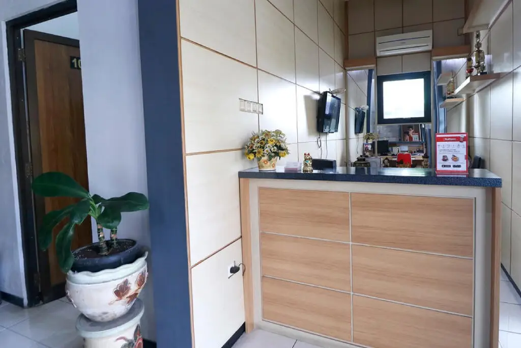 Семаранг: RedDoorz Plus near Undip Tembalang