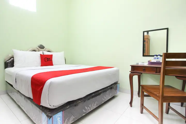 Джокьякарта: RedDoorz Plus near Taman Sari