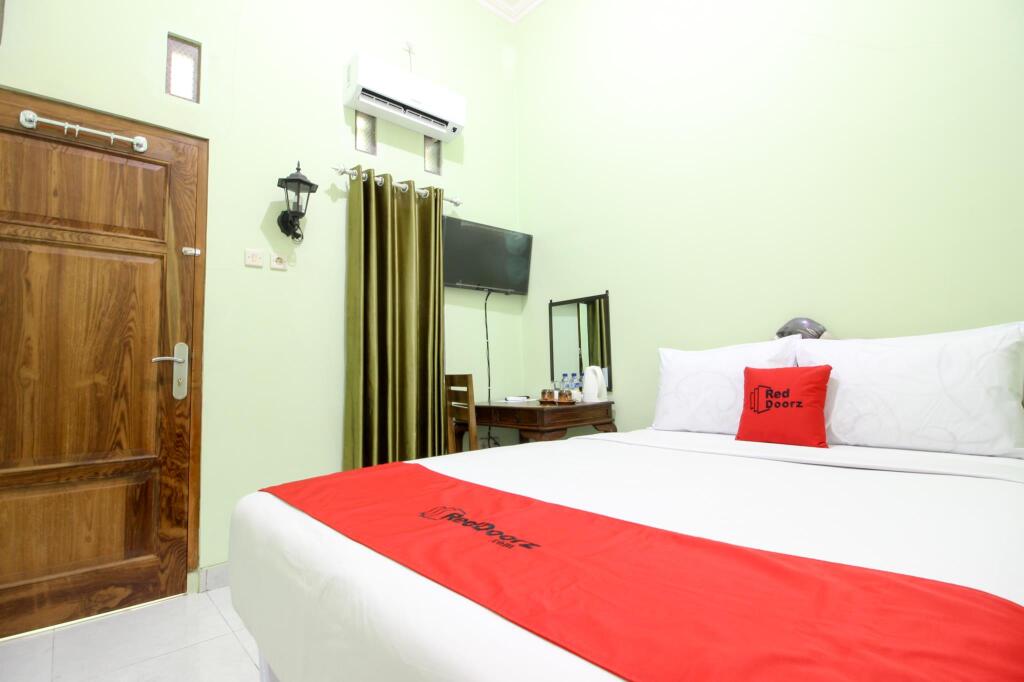 Джокьякарта: RedDoorz Plus near Taman Sari