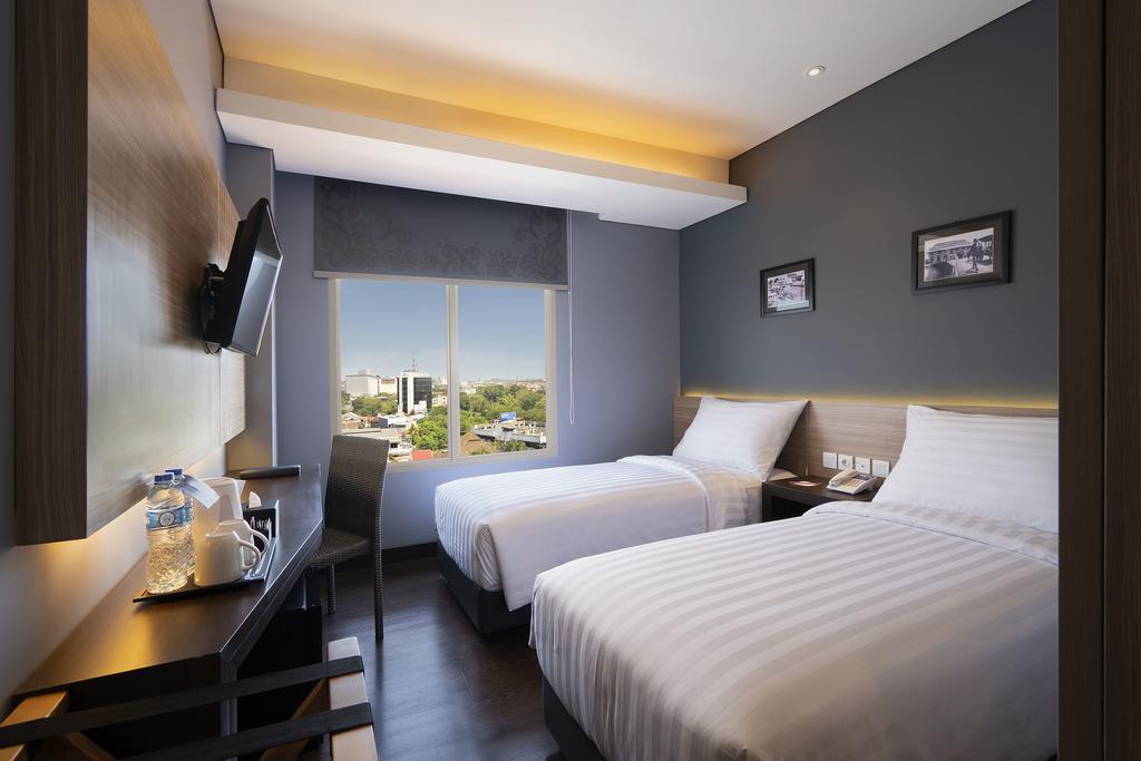 Сурабая: Batiqa Hotel Darmo - Surabaya