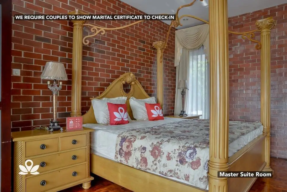 Лембанг: ZEN Rooms Dago Pakar Syariah