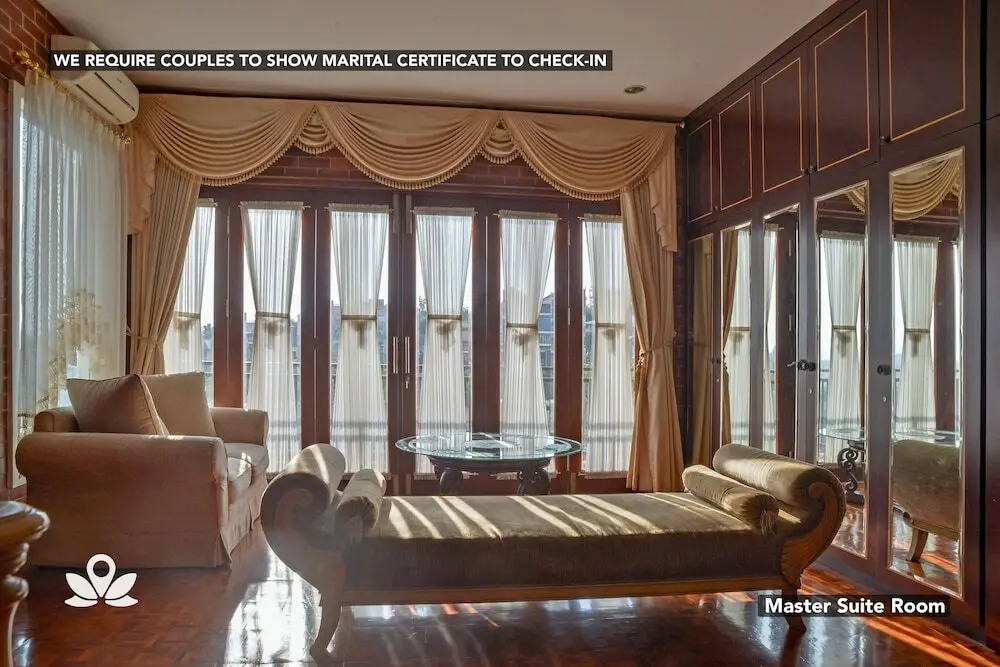 Лембанг: ZEN Rooms Dago Pakar Syariah