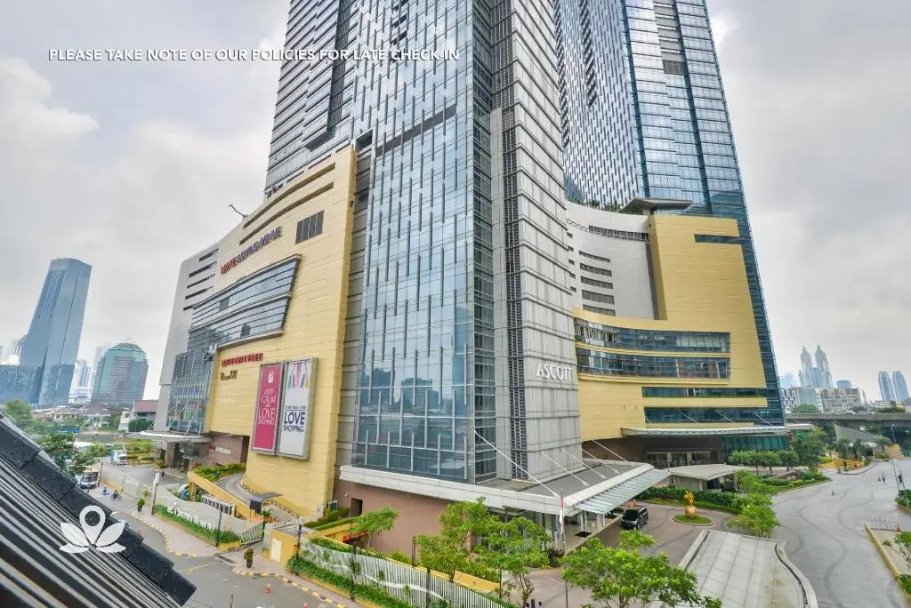 Джакарта: ZEN Premium Mega Kuningan