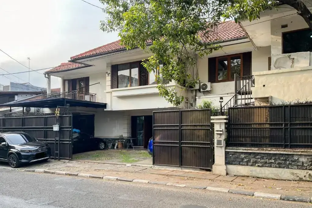 Джакарта: RedDoorz Plus @ Jalan Dharmawangsa