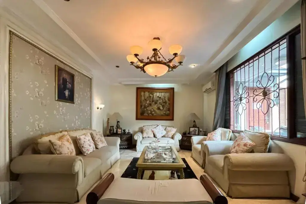 Джакарта: RedDoorz Plus @ Jalan Dharmawangsa