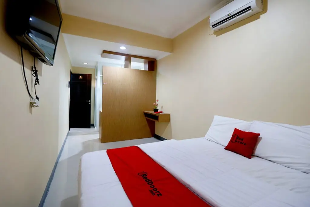 Джакарта: RedDoorz near ITC Cempaka Mas