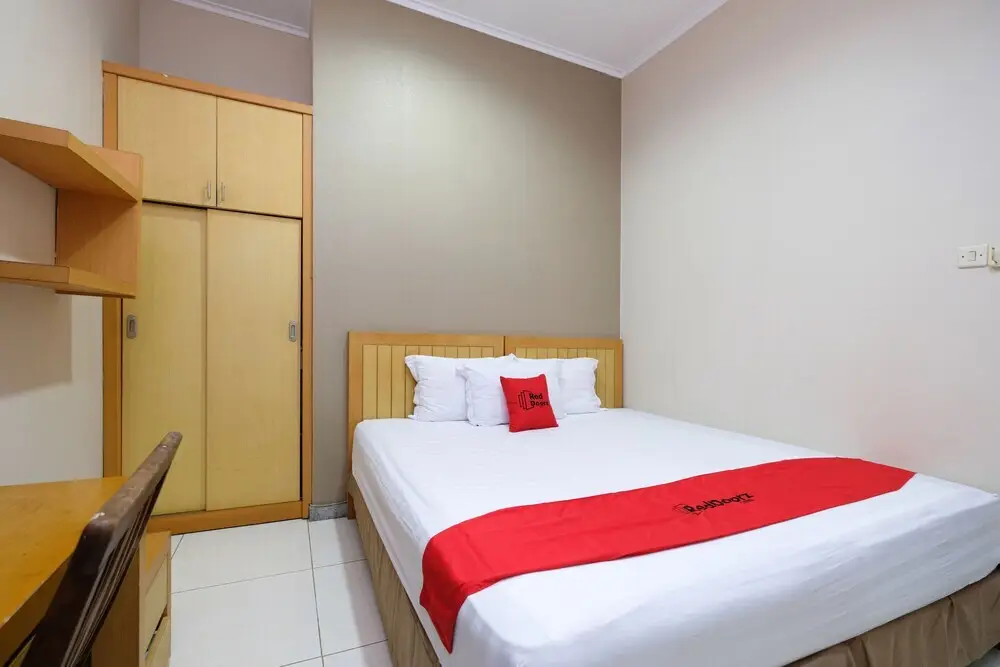 Семаранг: RedDoorz Plus near Simpang Lima