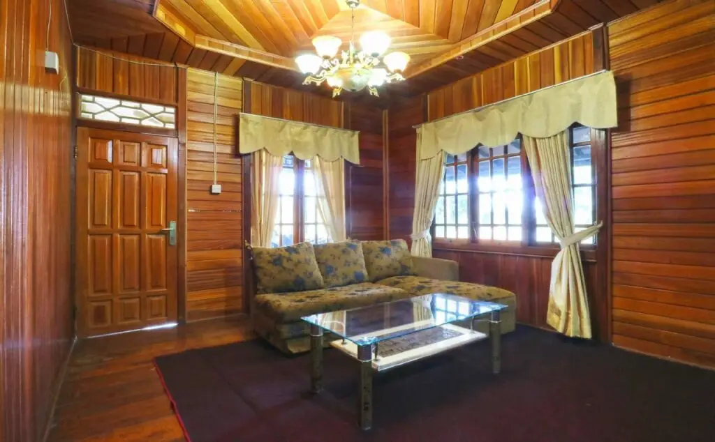 Сизаруа: Villa Jatimas Hijau