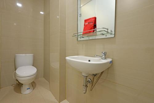 Семаранг: RedDoorz Plus near Java Mall Semarang