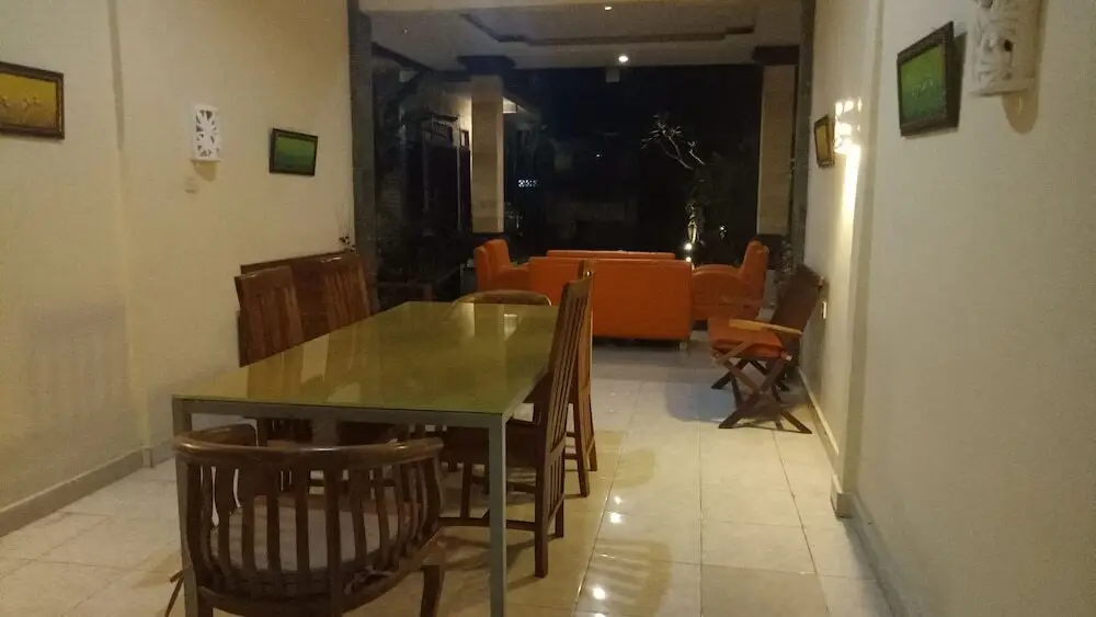 Убуд: The Sujana Ubud