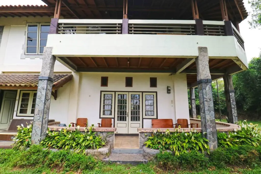 Лембанг: Pondok Buah Sinuan