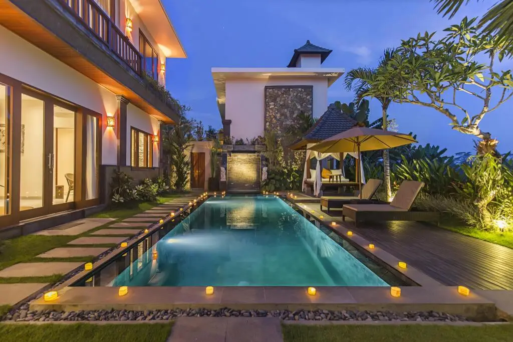 Тегаллаланг: Alosta Luxury Private Villa