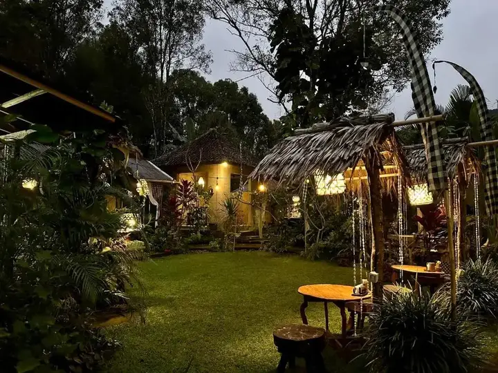Мундук: Winaposa Villas and Warung Pudak