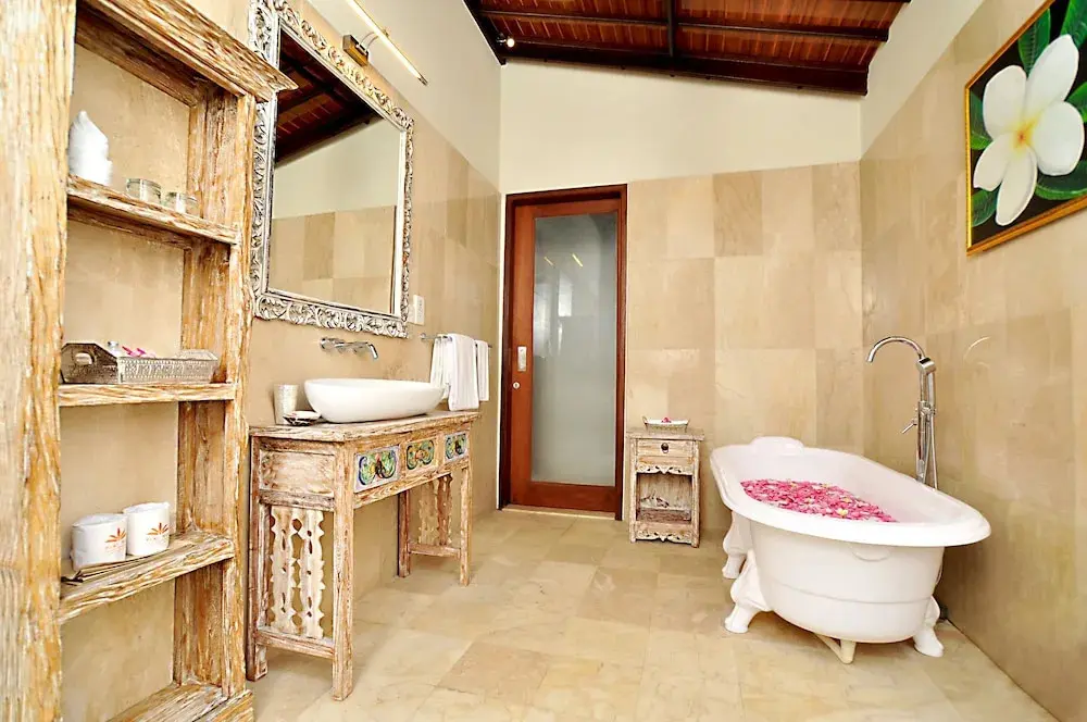 Мангсит: The Villas by Puri Mas Boutique Resort