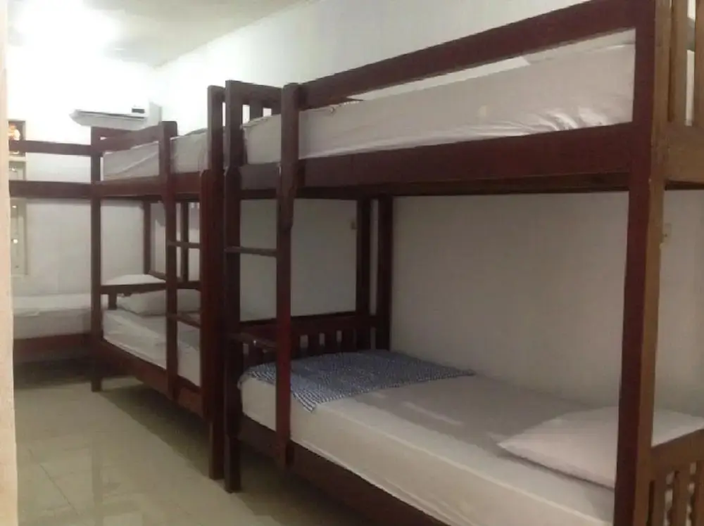 Гили Траванган: Good For Ya Knee Hostel - Adults Only