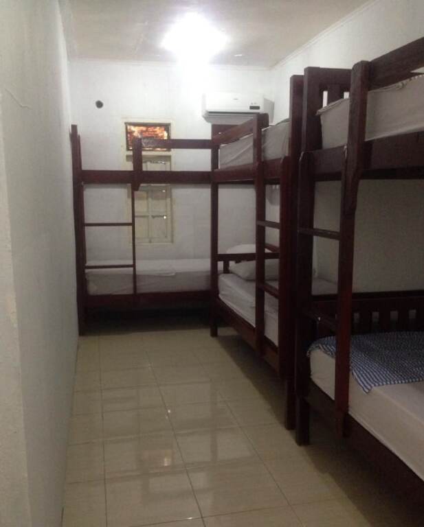 Гили Траванган: Good For Ya Knee Hostel - Adults Only