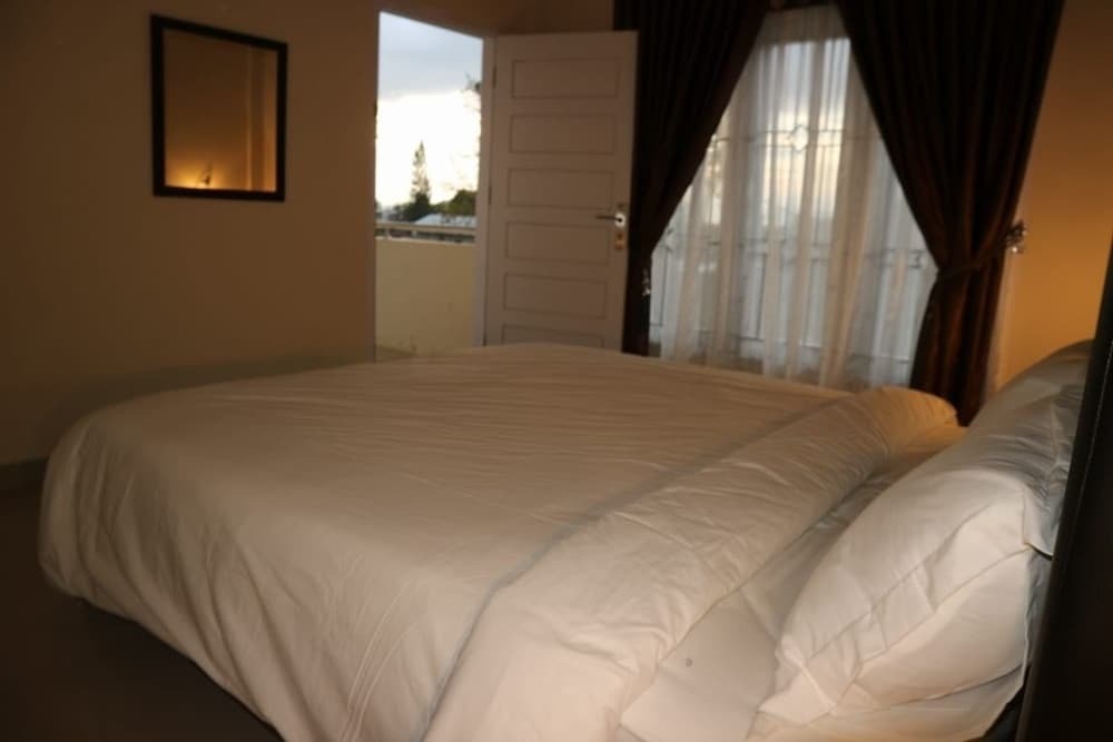 Букиттинги: Mahkota Family Homestay
