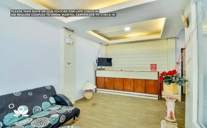 Джакарта: ZEN Rooms near Mercubuana Syariah