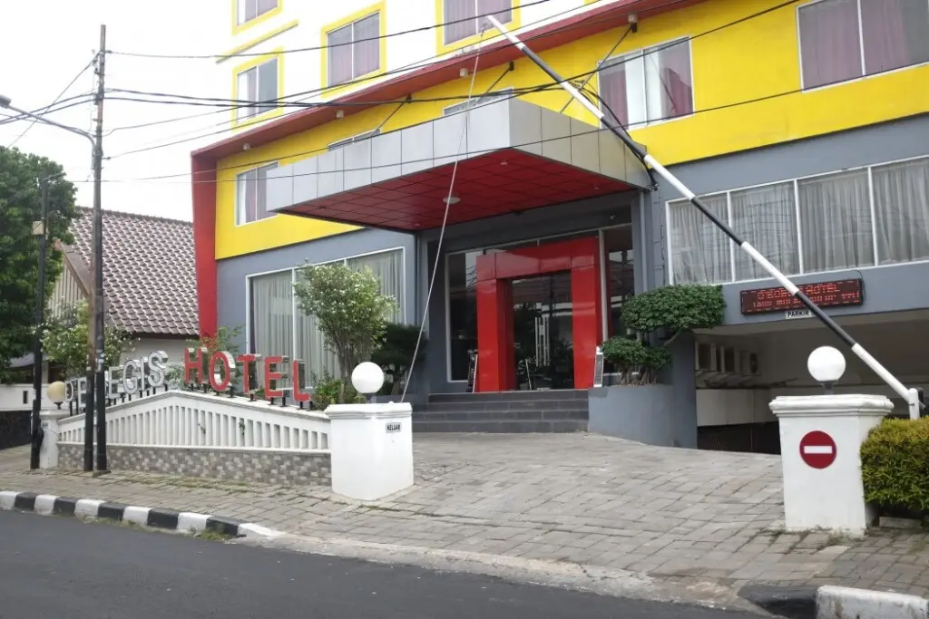 Джакарта: RedDoorz Plus near Senen