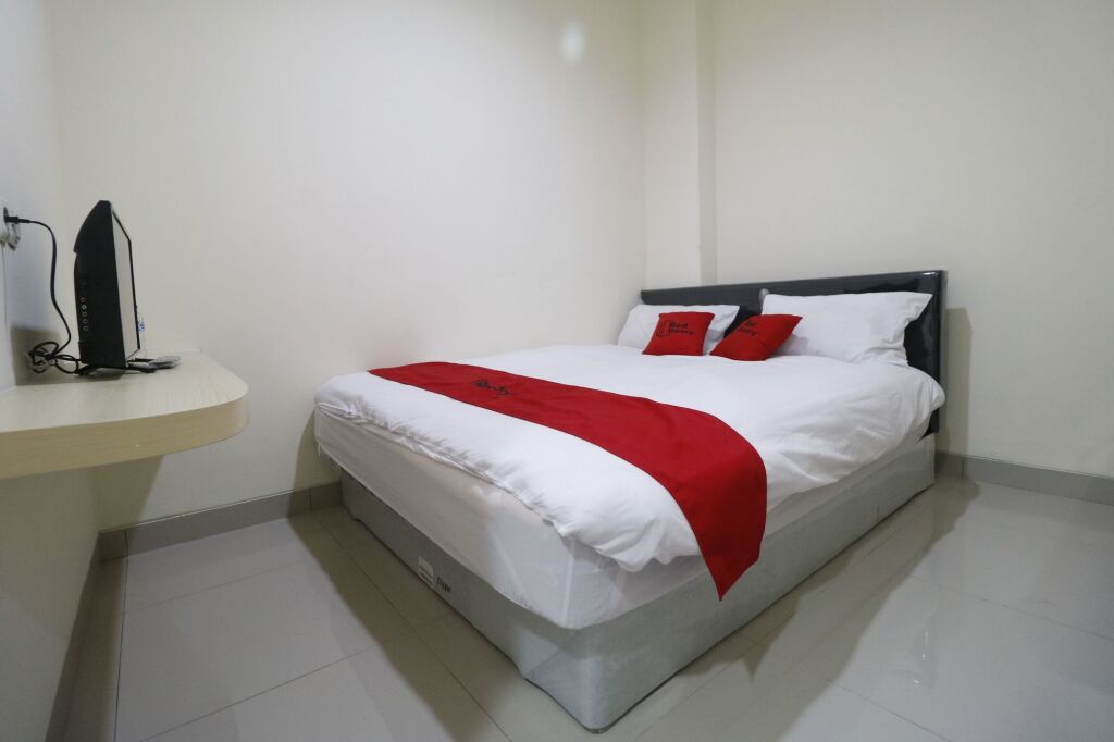 Джакарта: RedDoorz Plus near Mall Ciputra Jakarta