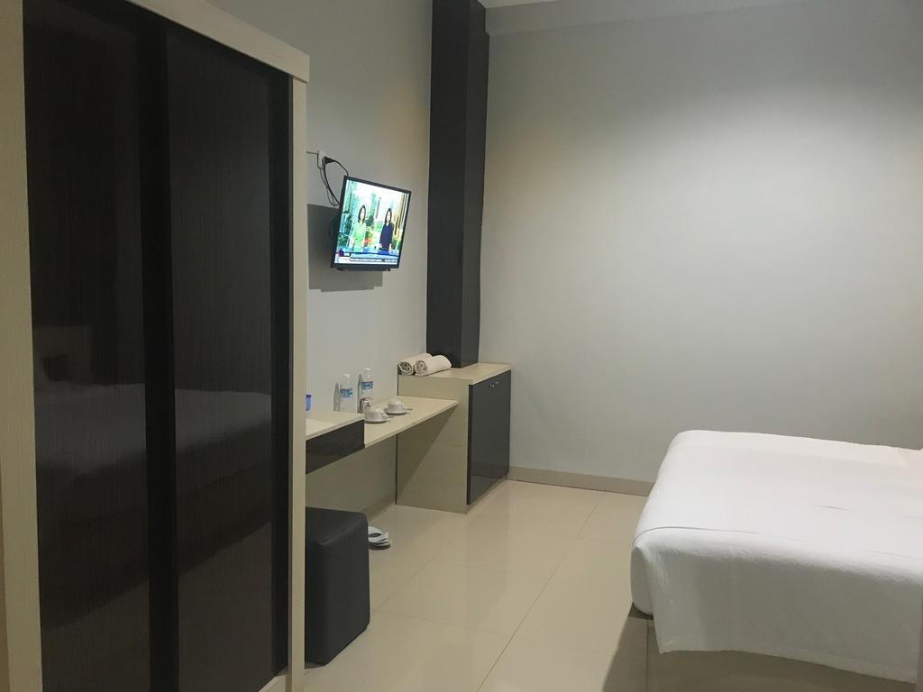 Лахат: Hotel Callista Lahat