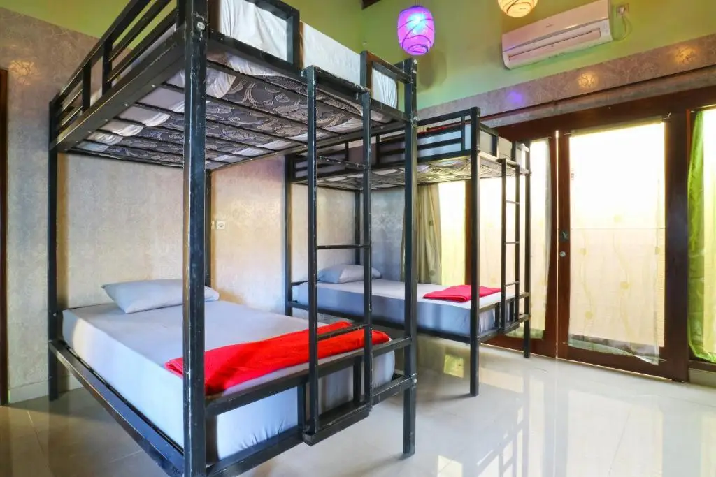 Чангу: Hang Five Canggu Hostel