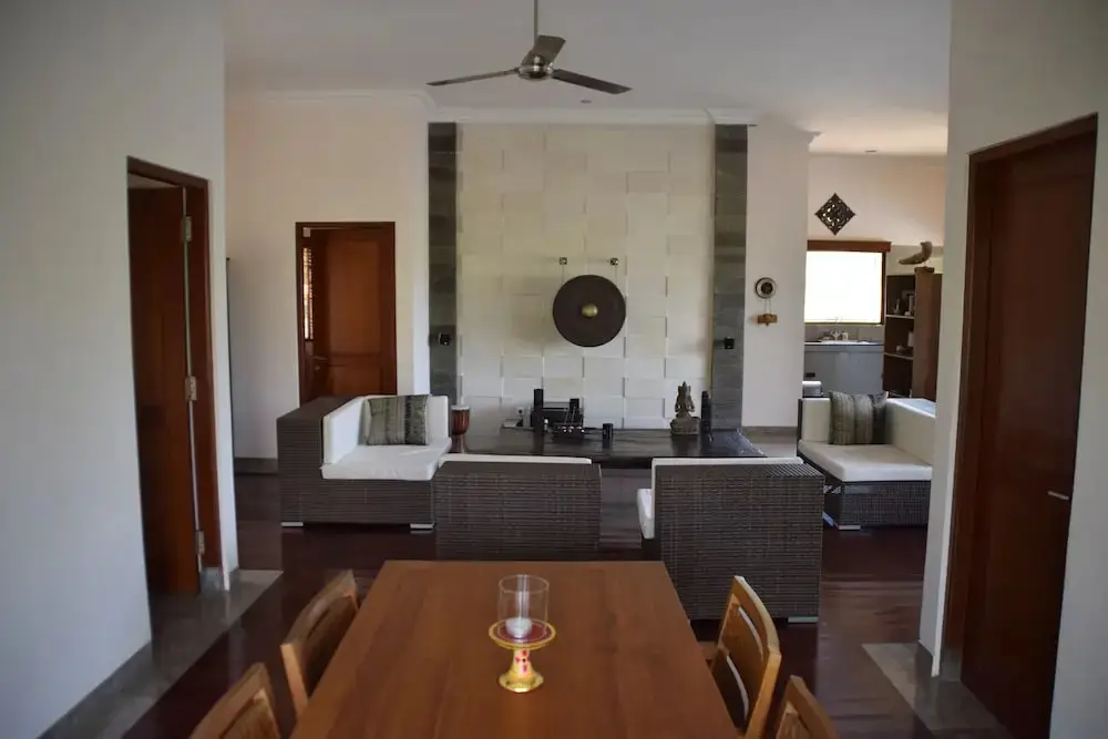 Умеаньяр: Lovina Villa Resort Puri Bulan