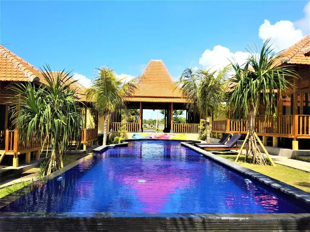 Унгасан: Ocho Bali Surf Camp
