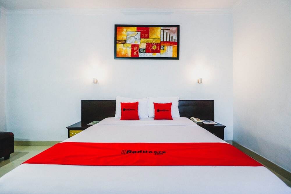 Макассар: Reddoorz Plus near Mall Ratu Indah 2